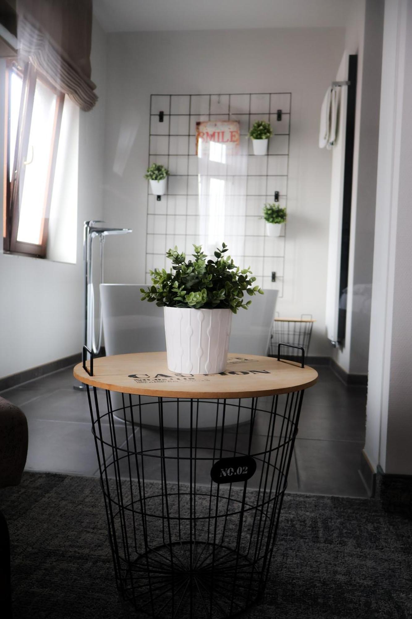 alexxanders Hotel&Boardinghouse, Restaurant Chemnitz Cameră foto