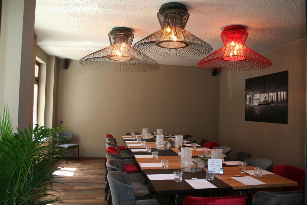 alexxanders Hotel&Boardinghouse, Restaurant Chemnitz Exterior foto