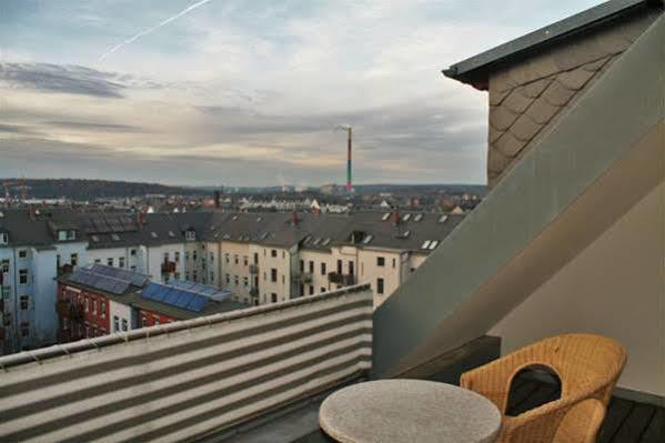 alexxanders Hotel&Boardinghouse, Restaurant Chemnitz Exterior foto
